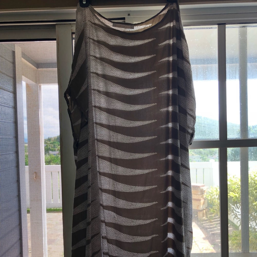 SOLD Manaola dress